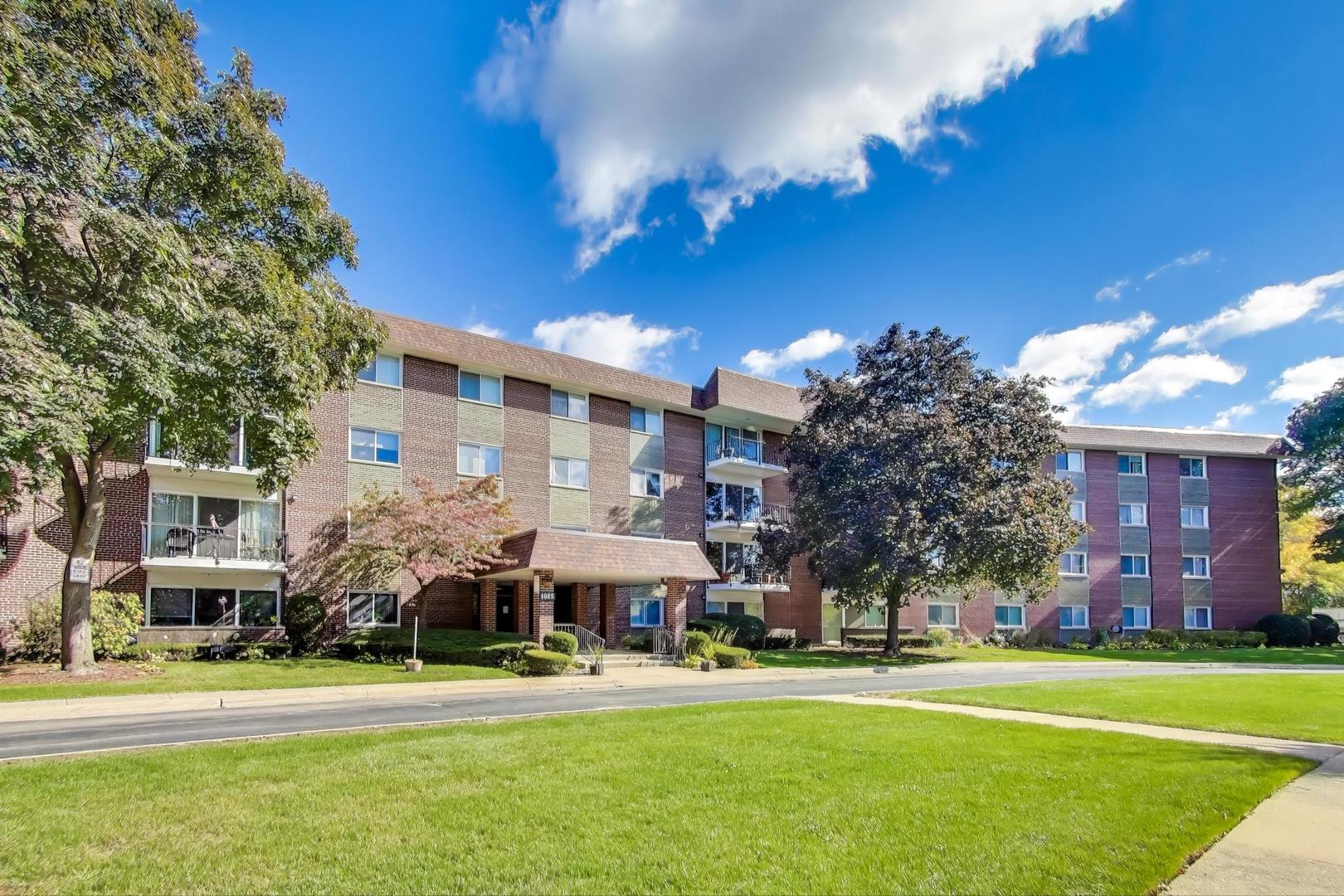 1025 S Fernandez Avenue #3B, Arlington Heights, IL 60005