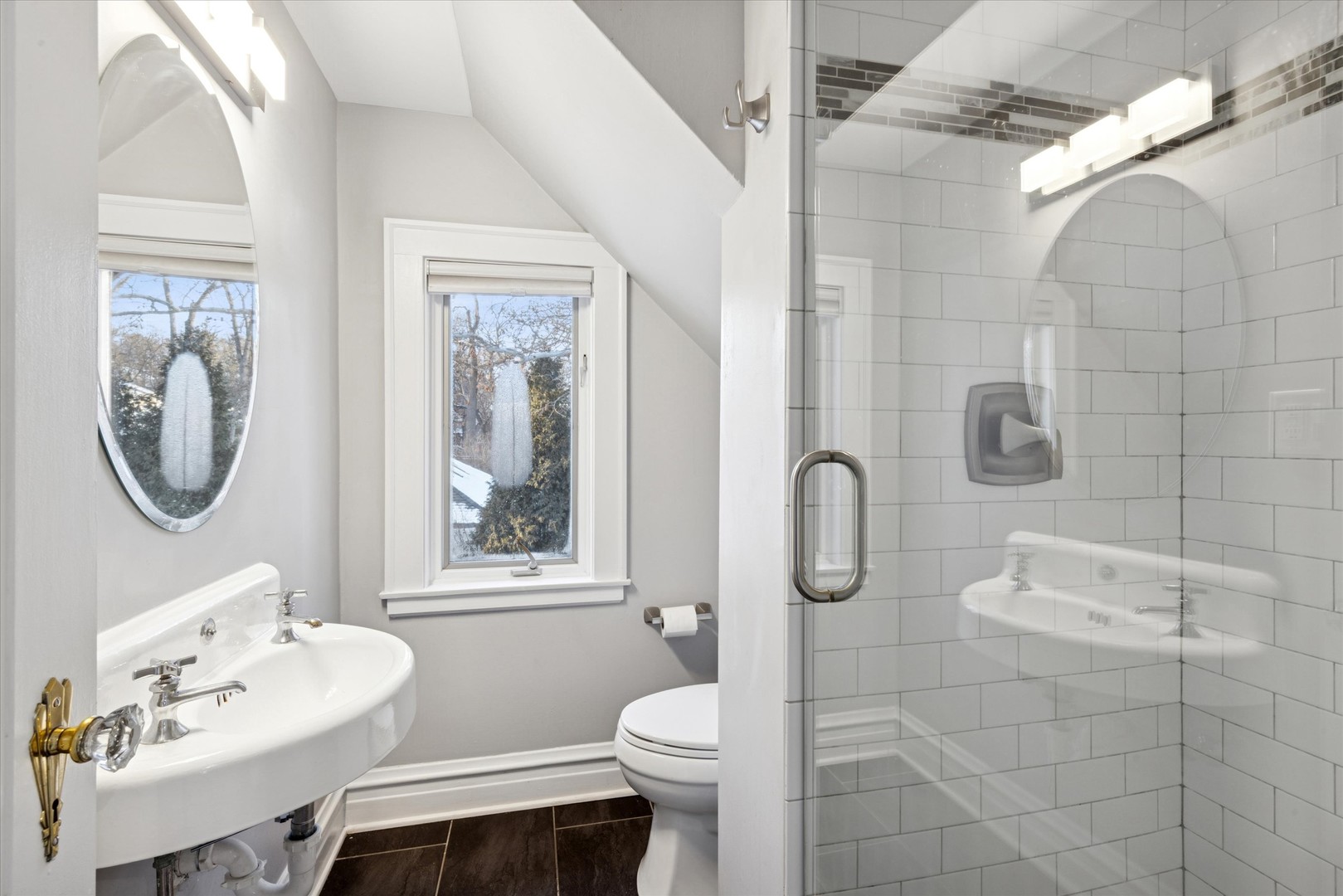 579 Lee Street, Glen Ellyn, IL 60137