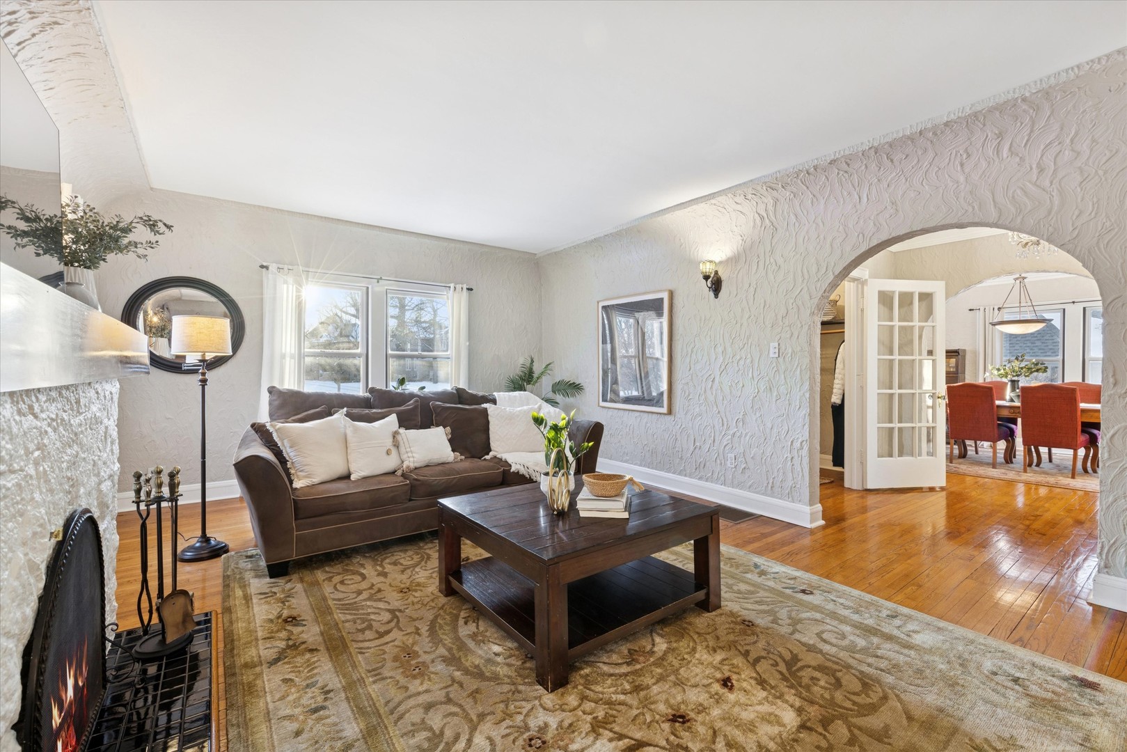 579 Lee Street, Glen Ellyn, IL 60137