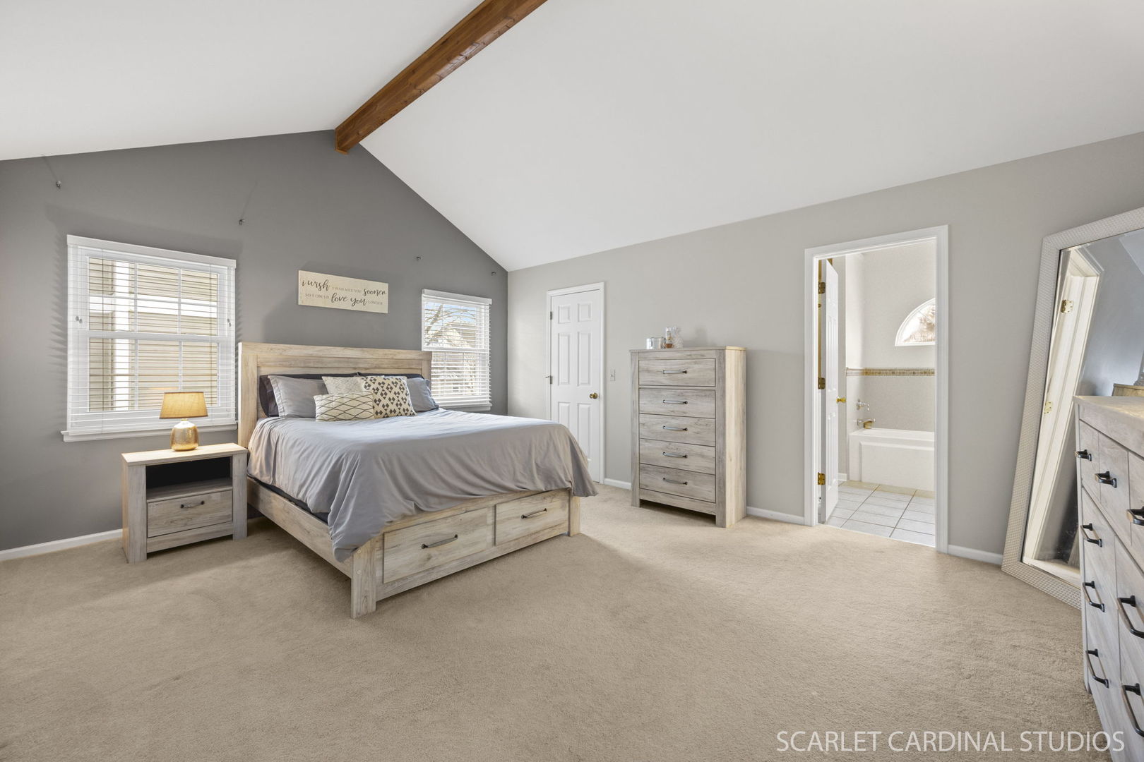 23 Westmoor Court, Aurora, IL 60502