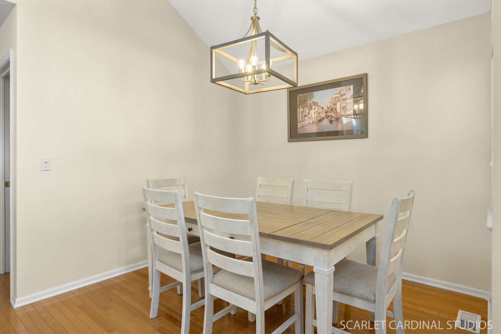 23 Westmoor Court, Aurora, IL 60502