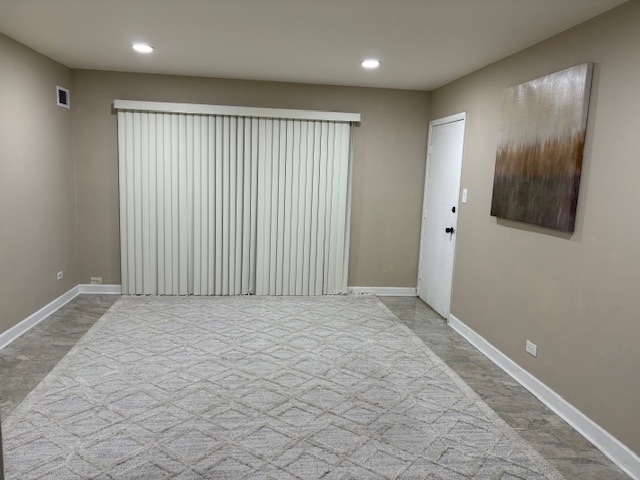 9388 Bay Colony Drive #1S, Des Plaines, IL 60016