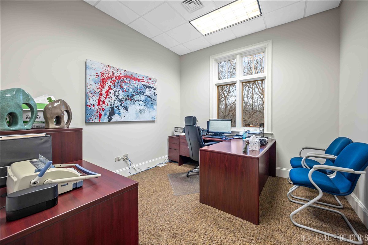 400 Knoll Street #C, Wheaton, IL 60187