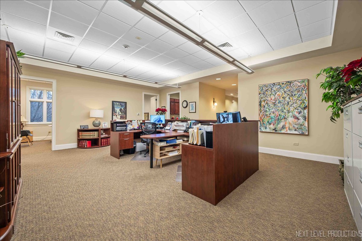 400 Knoll Street #C, Wheaton, IL 60187