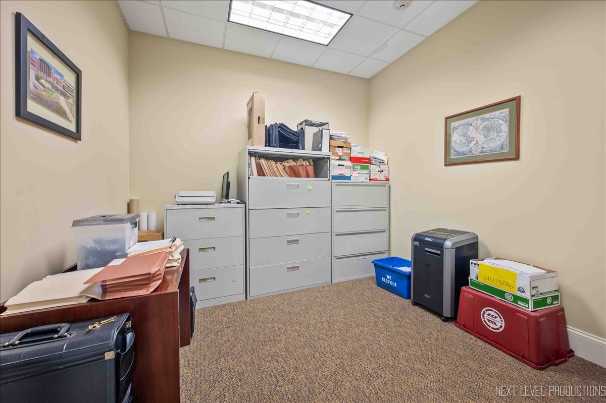 400 Knoll Street #C, Wheaton, IL 60187