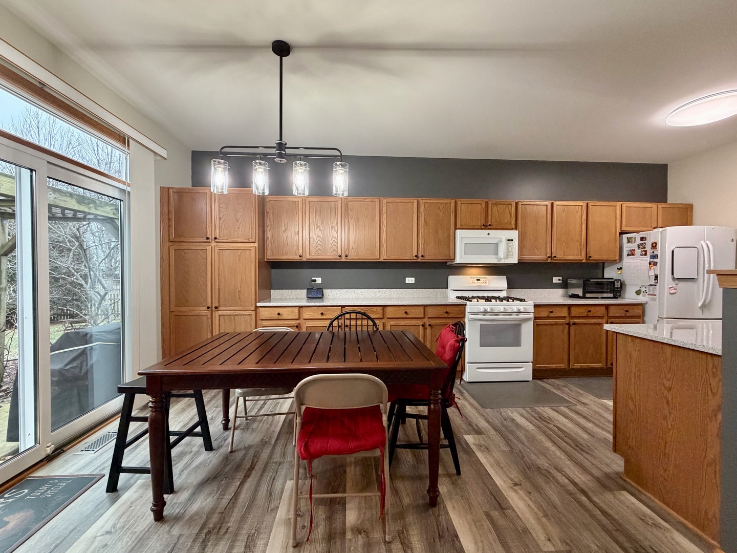 681 Ryegrass Trail, Aurora, IL 60504