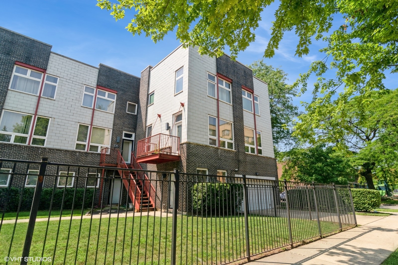 6201 S Drexel Avenue, Chicago, IL 60637