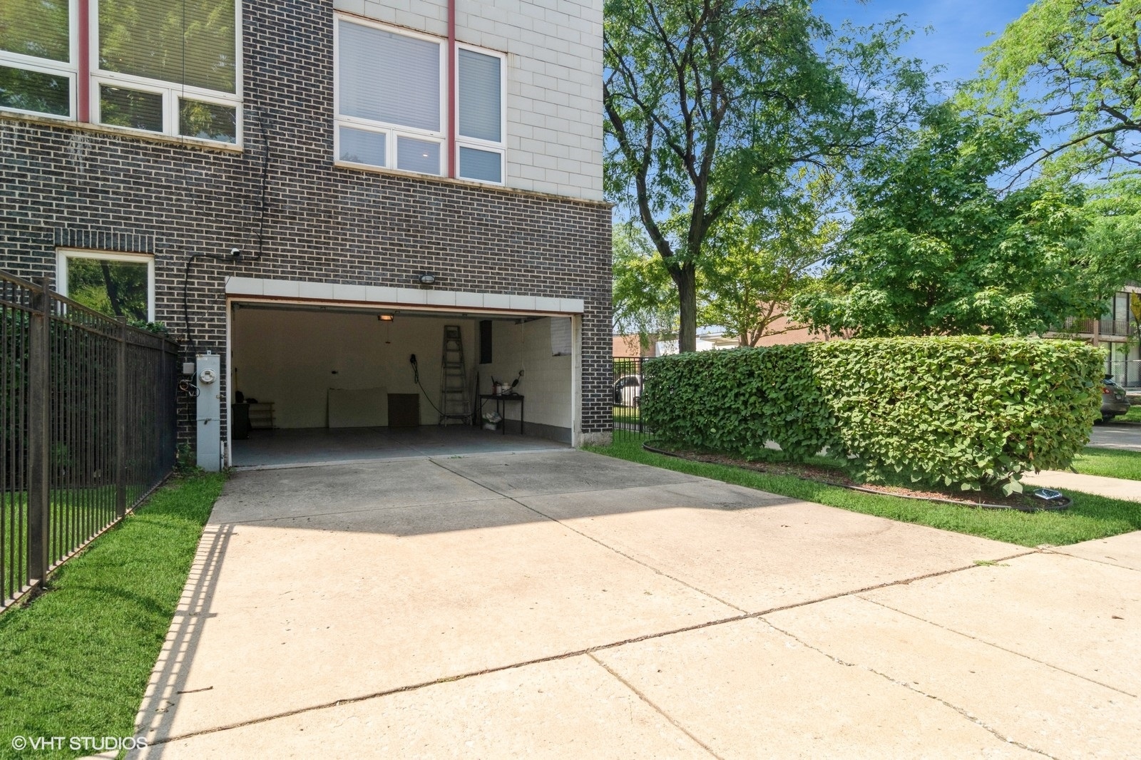 6201 S Drexel Avenue, Chicago, IL 60637