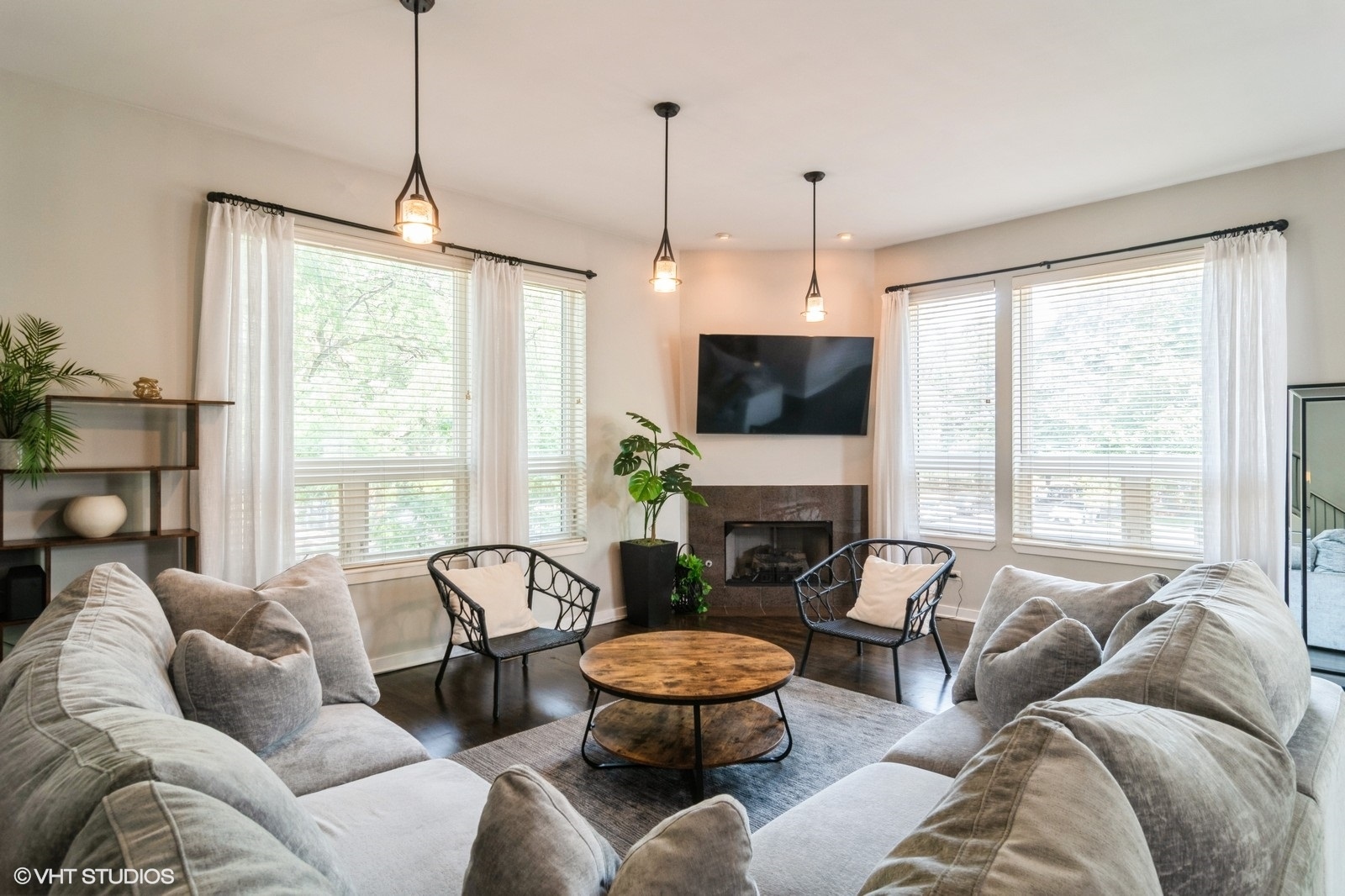 6201 S Drexel Avenue, Chicago, IL 60637