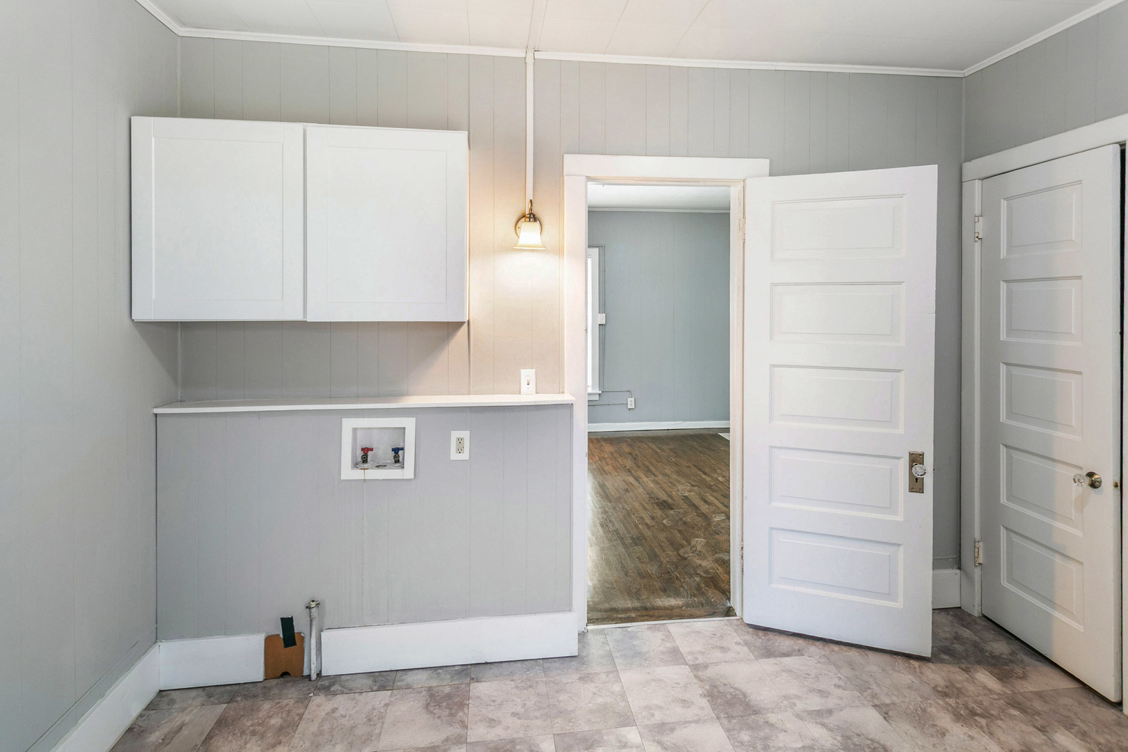 705 Nicholson Street, Joliet, IL 60435