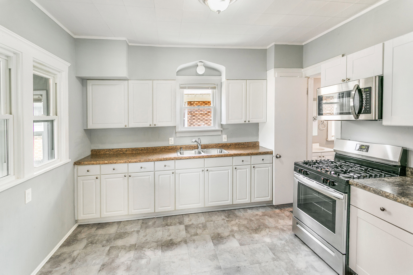 705 Nicholson Street, Joliet, IL 60435