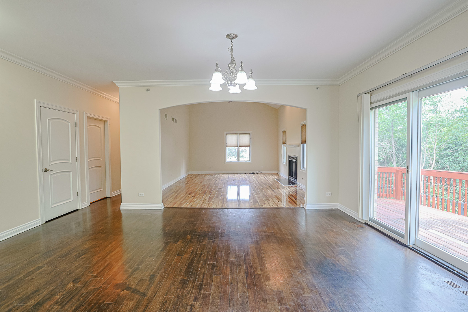 200 Ahmed Court, Glendale Heights, IL 60139