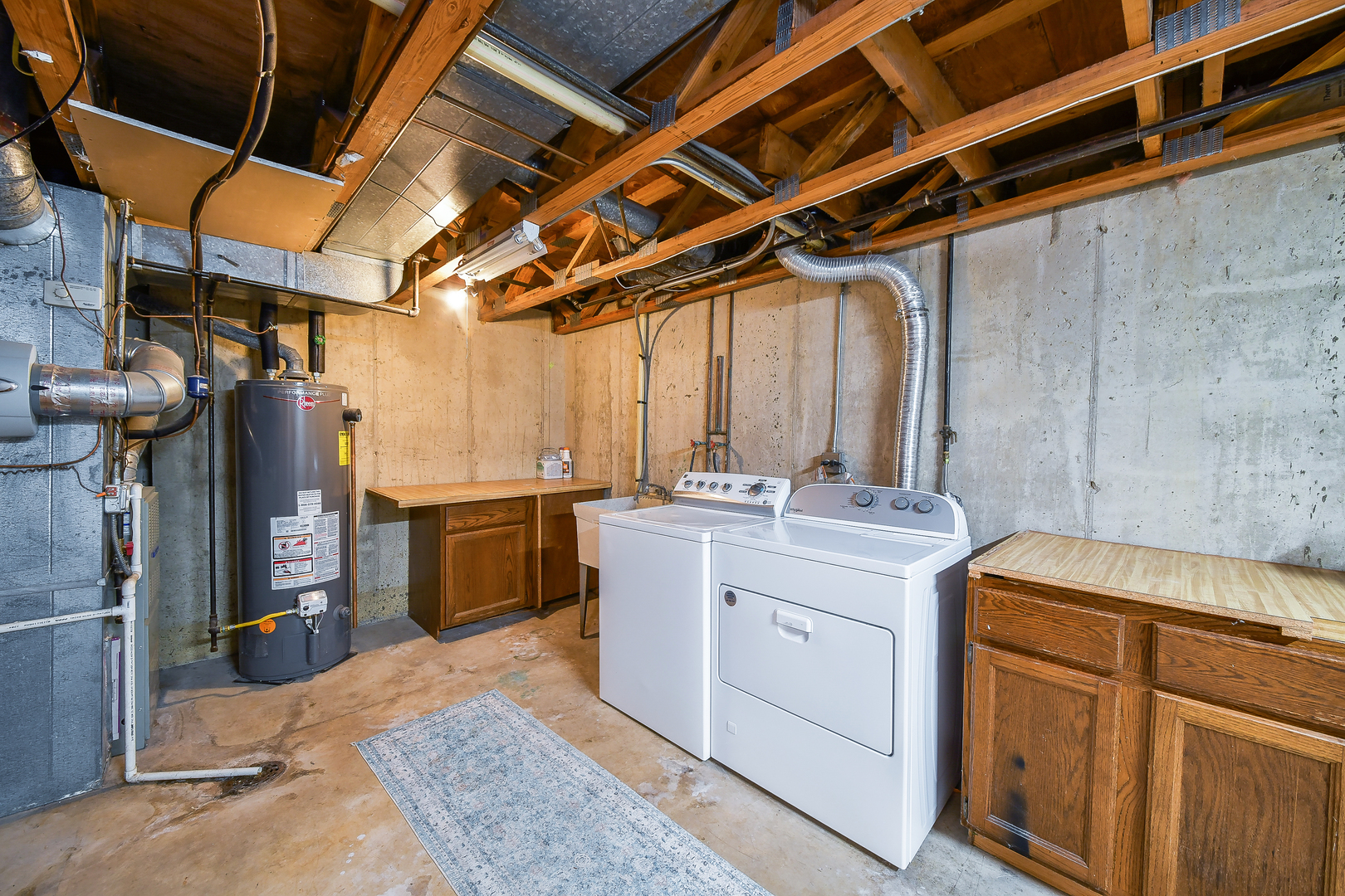 46 White Oak Circle #46, St. Charles, IL 60174