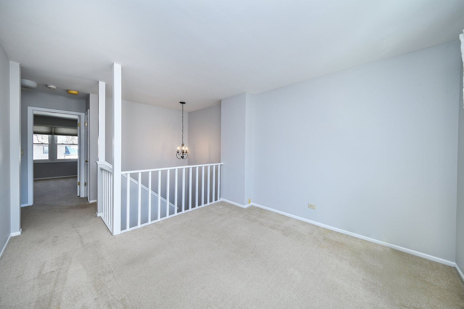 46 White Oak Circle #46, St. Charles, IL 60174