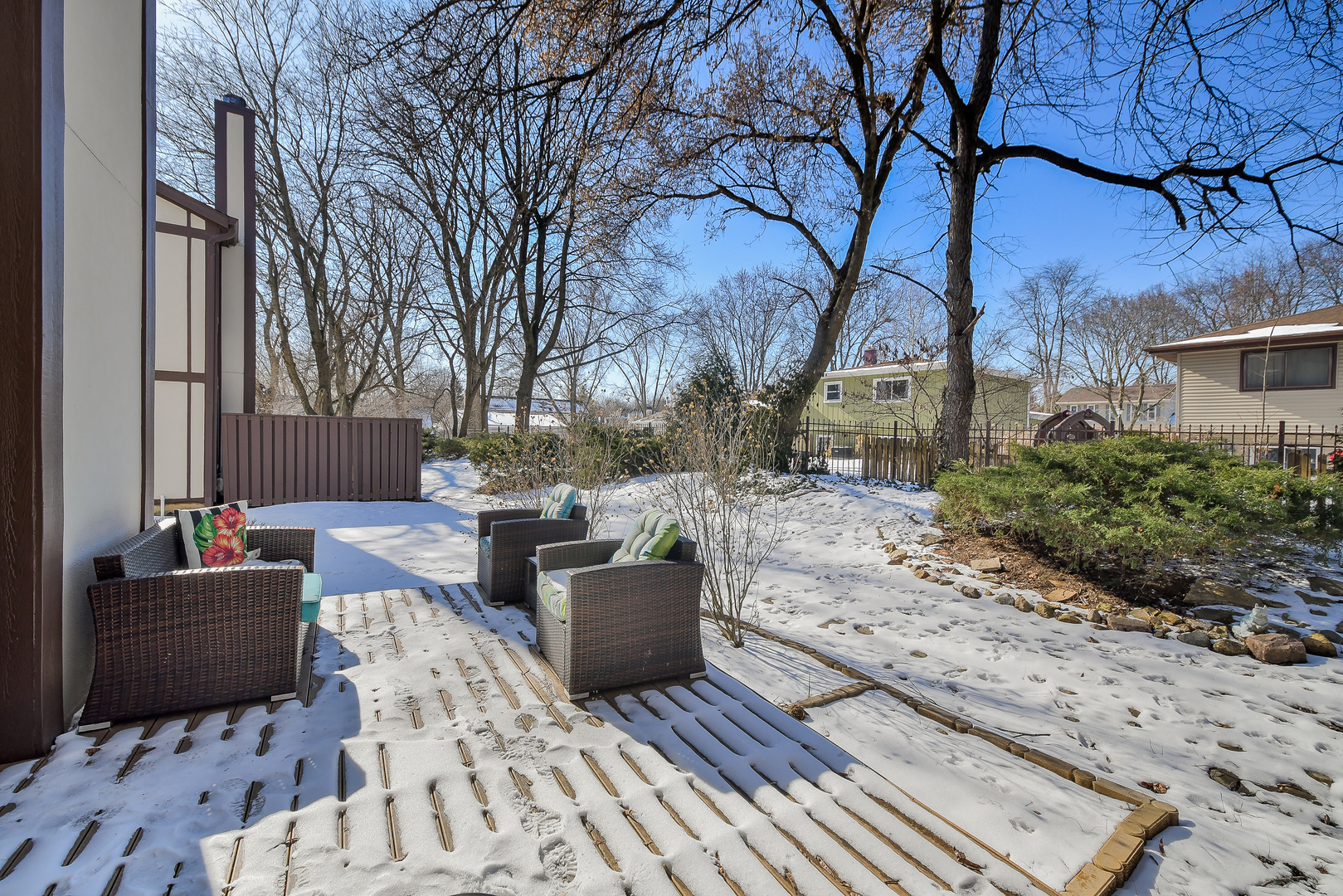 46 White Oak Circle #46, St. Charles, IL 60174