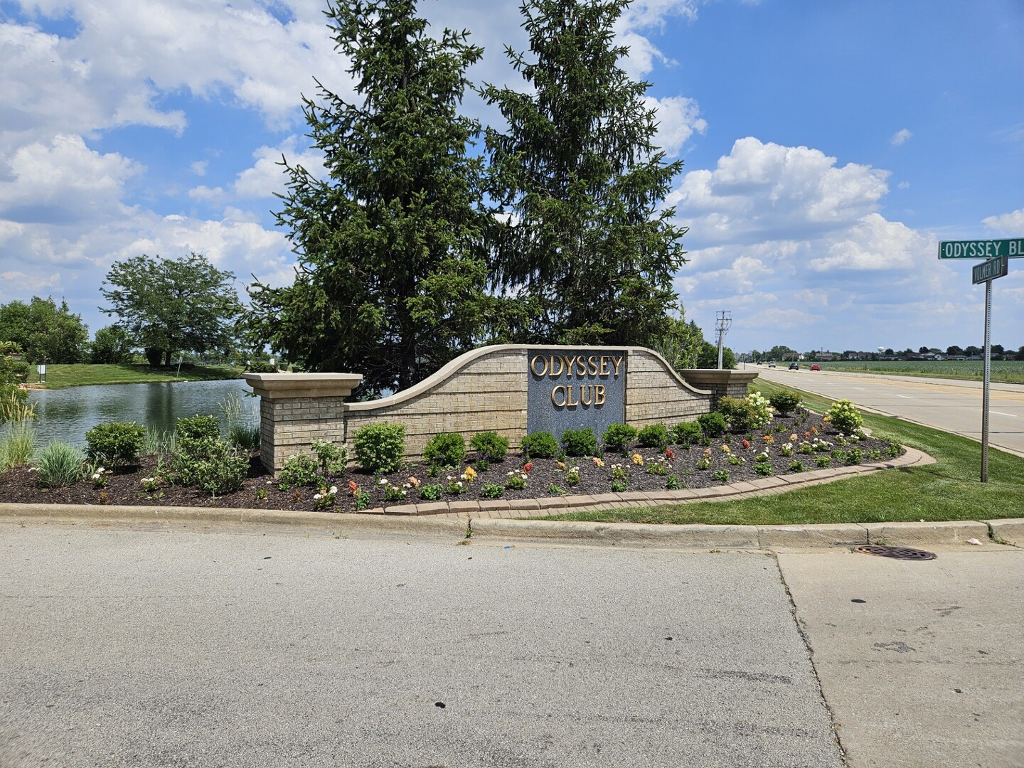 56 Olympus Drive, Tinley Park, IL 60477