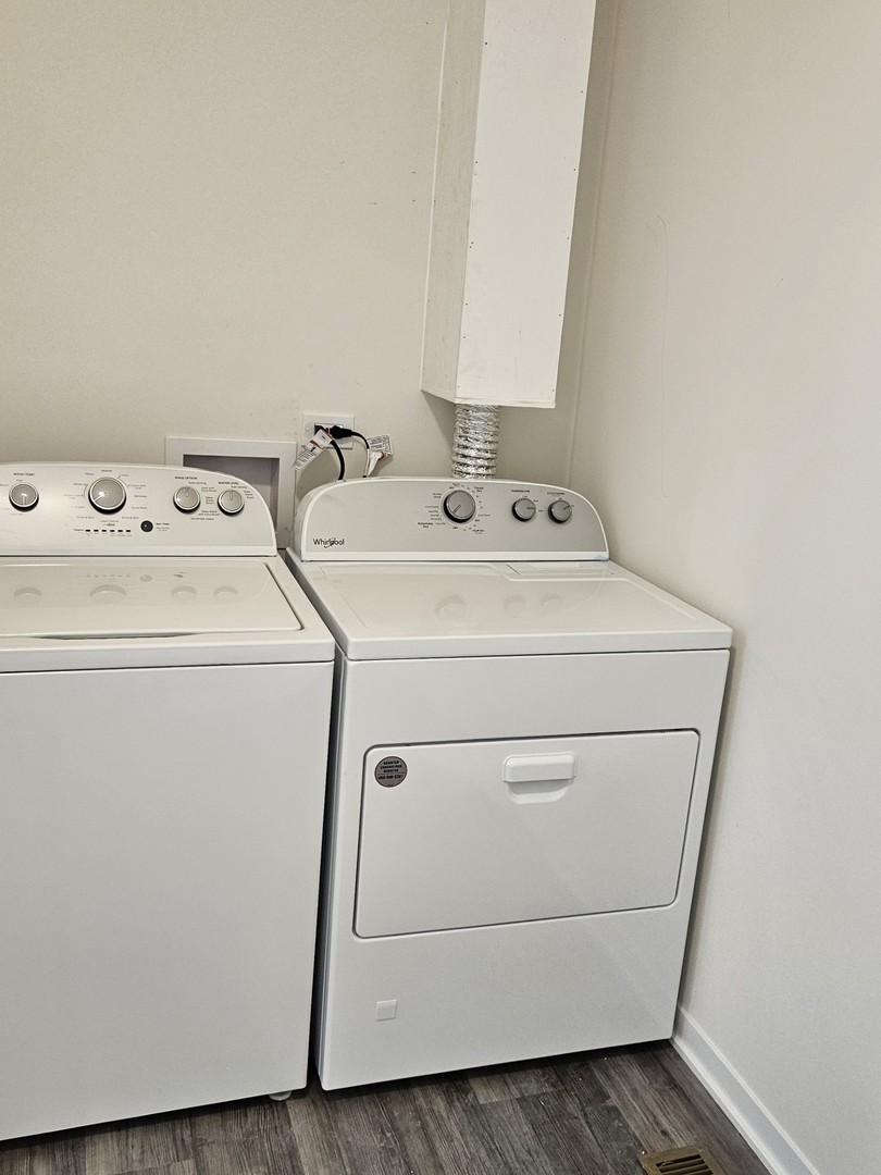 56 Olympus Drive, Tinley Park, IL 60477