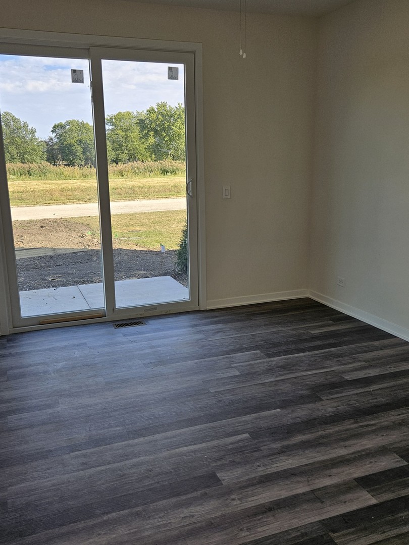 56 Olympus Drive, Tinley Park, IL 60477