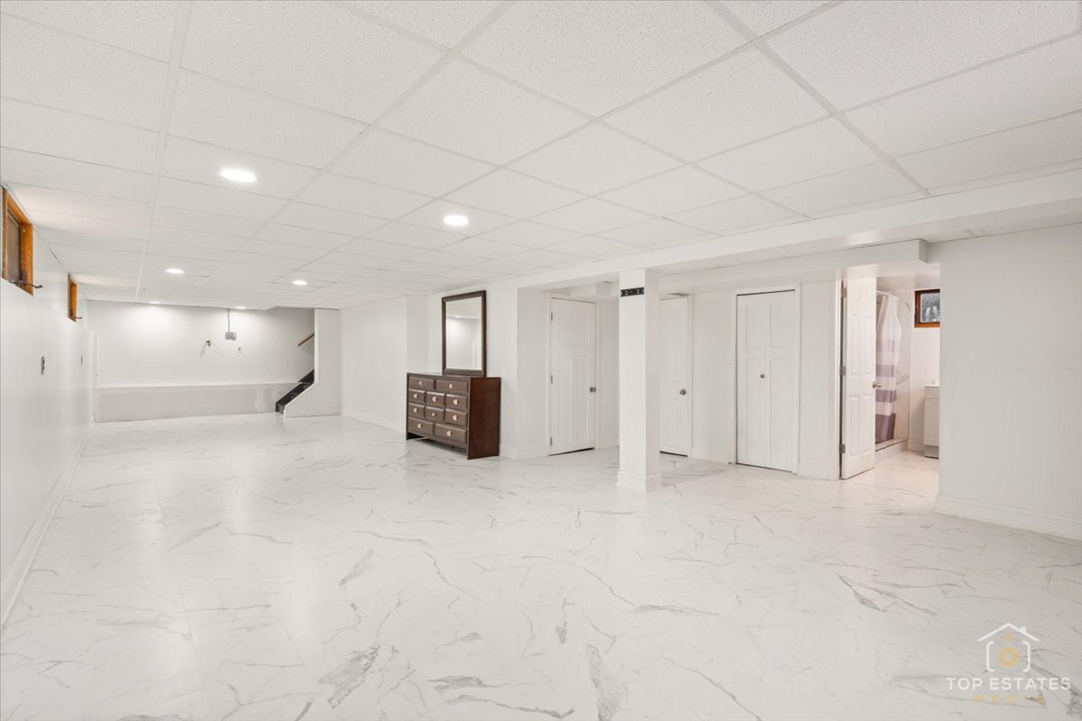 9410 Seton Place, Orland Park, IL 60467