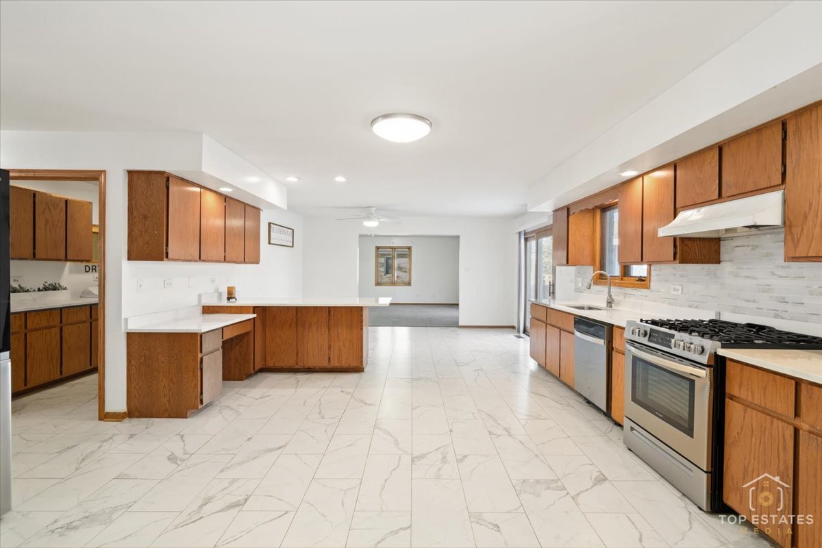 9410 Seton Place, Orland Park, IL 60467