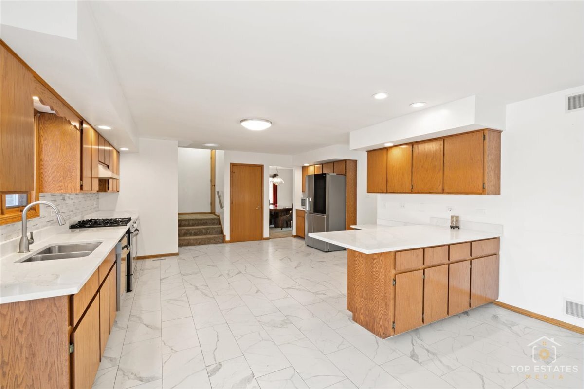 9410 Seton Place, Orland Park, IL 60467