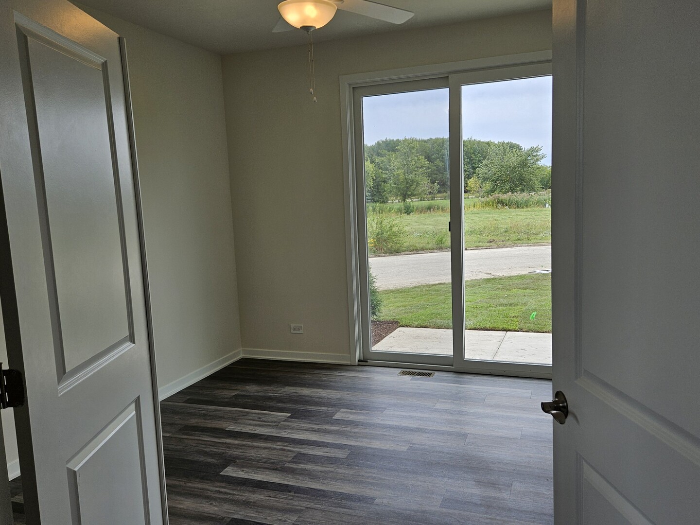 50 Olympus Drive, Tinley Park, IL 60477