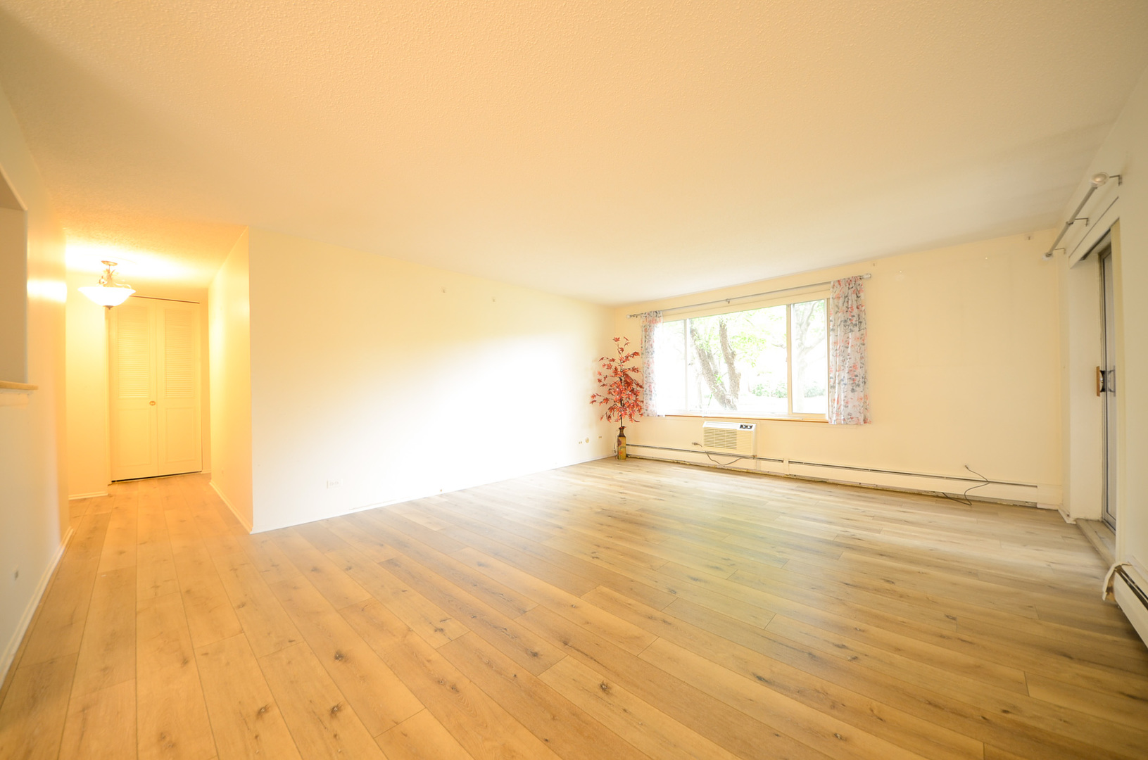 1206 S New Wilke Road #108, Arlington Heights, IL 60005