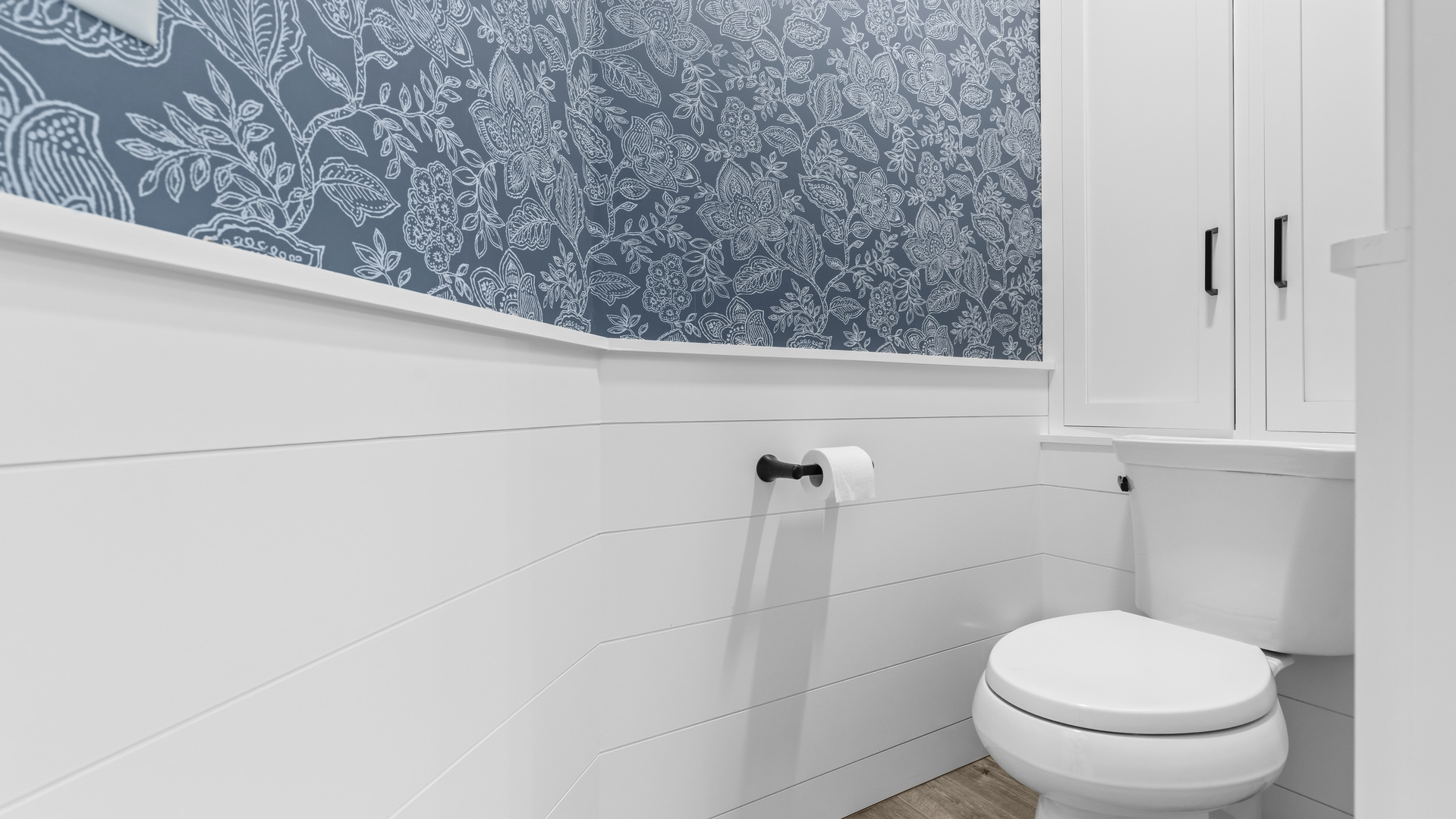 831 Morven Court, Naperville, IL 60563