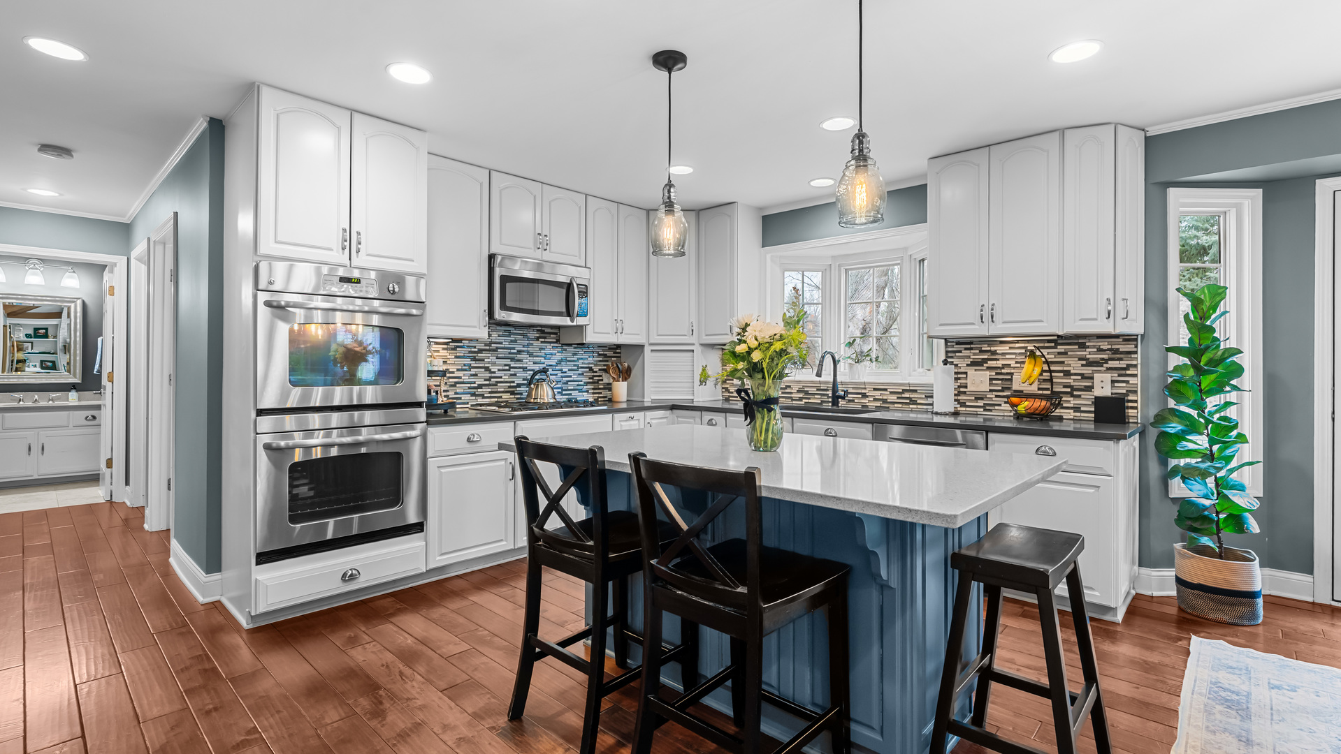 831 Morven Court, Naperville, IL 60563