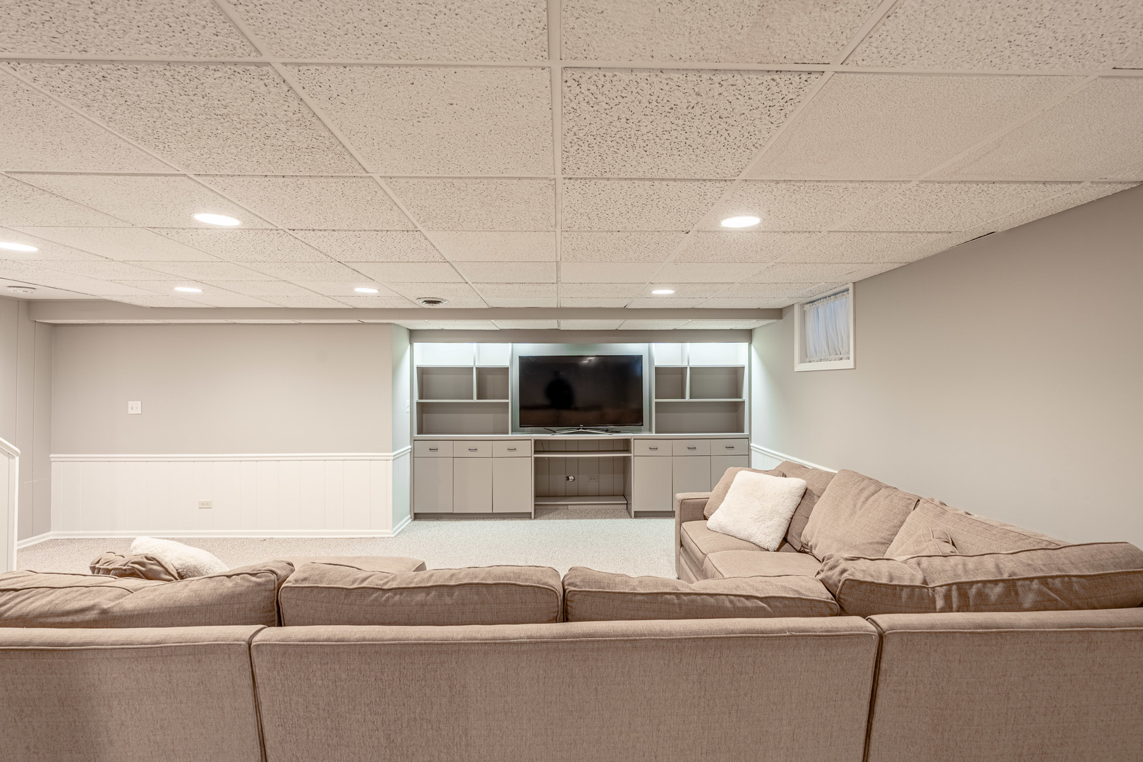 831 Morven Court, Naperville, IL 60563