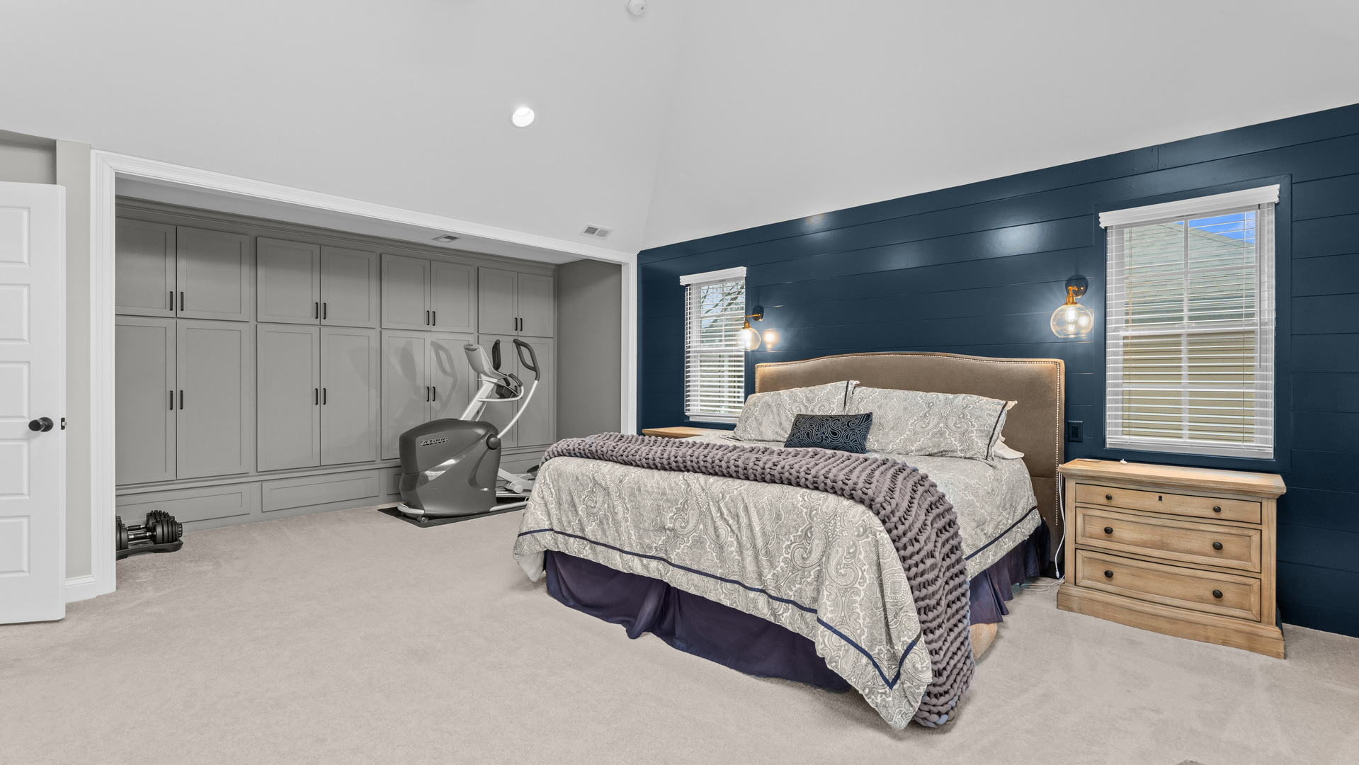 831 Morven Court, Naperville, IL 60563