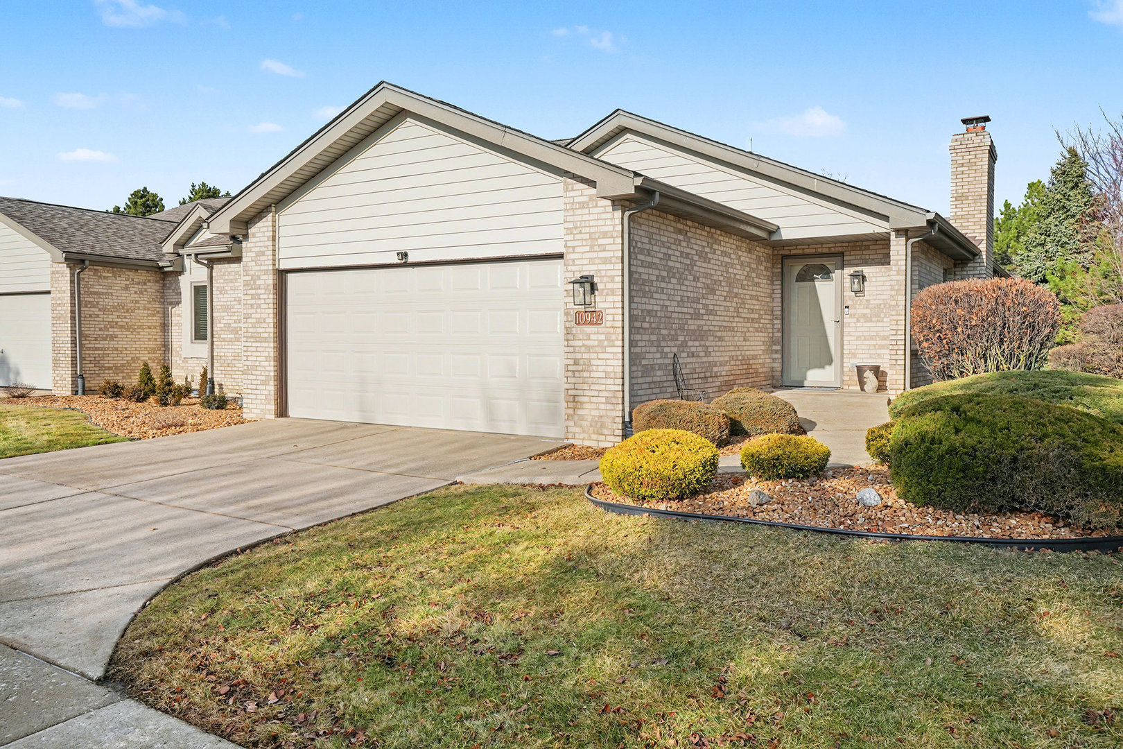 10942 Liz Lane, Orland Park, IL 60467