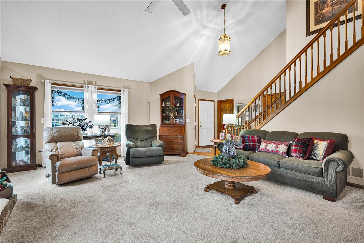 717 Thistlewood Cc Court, Normal, IL 61761