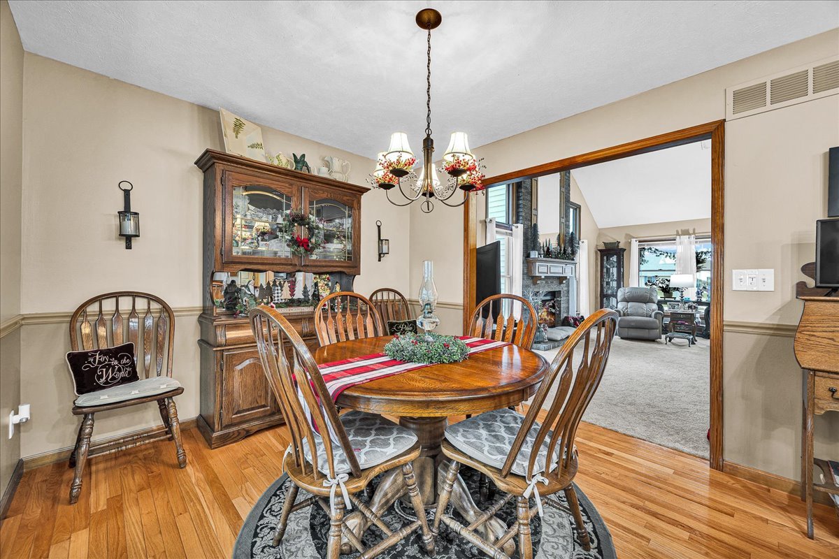 717 Thistlewood Cc Court, Normal, IL 61761