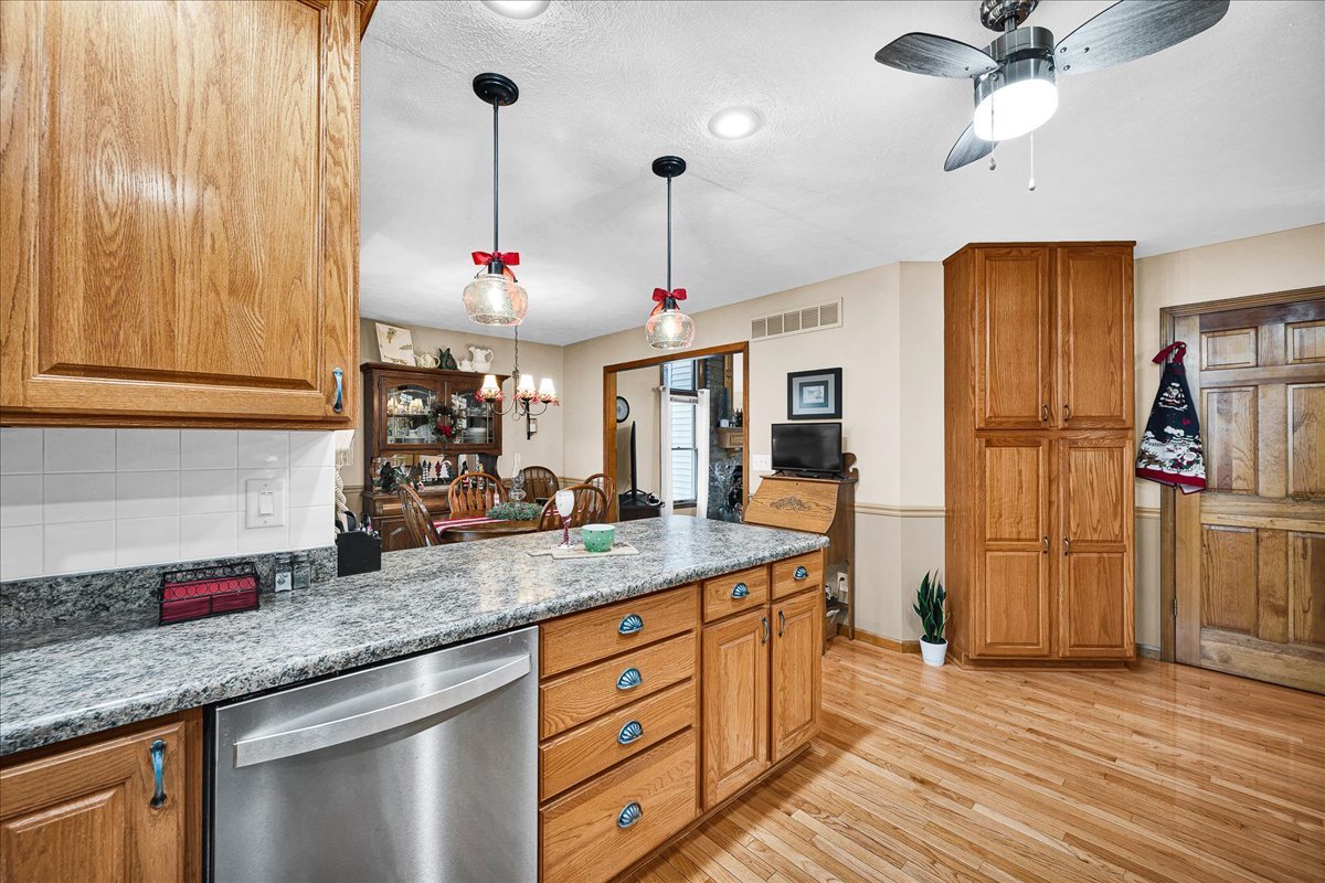 717 Thistlewood Cc Court, Normal, IL 61761