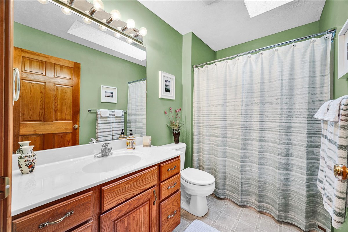 717 Thistlewood Cc Court, Normal, IL 61761