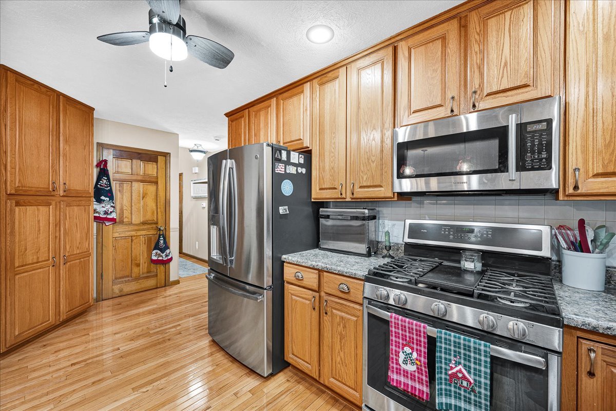 717 Thistlewood Cc Court, Normal, IL 61761