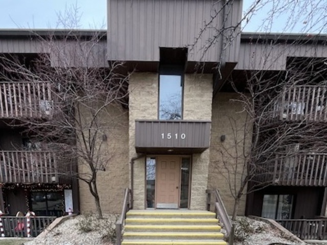 1510 N ROCK RUN Drive #2A, Crest Hill, IL 60435