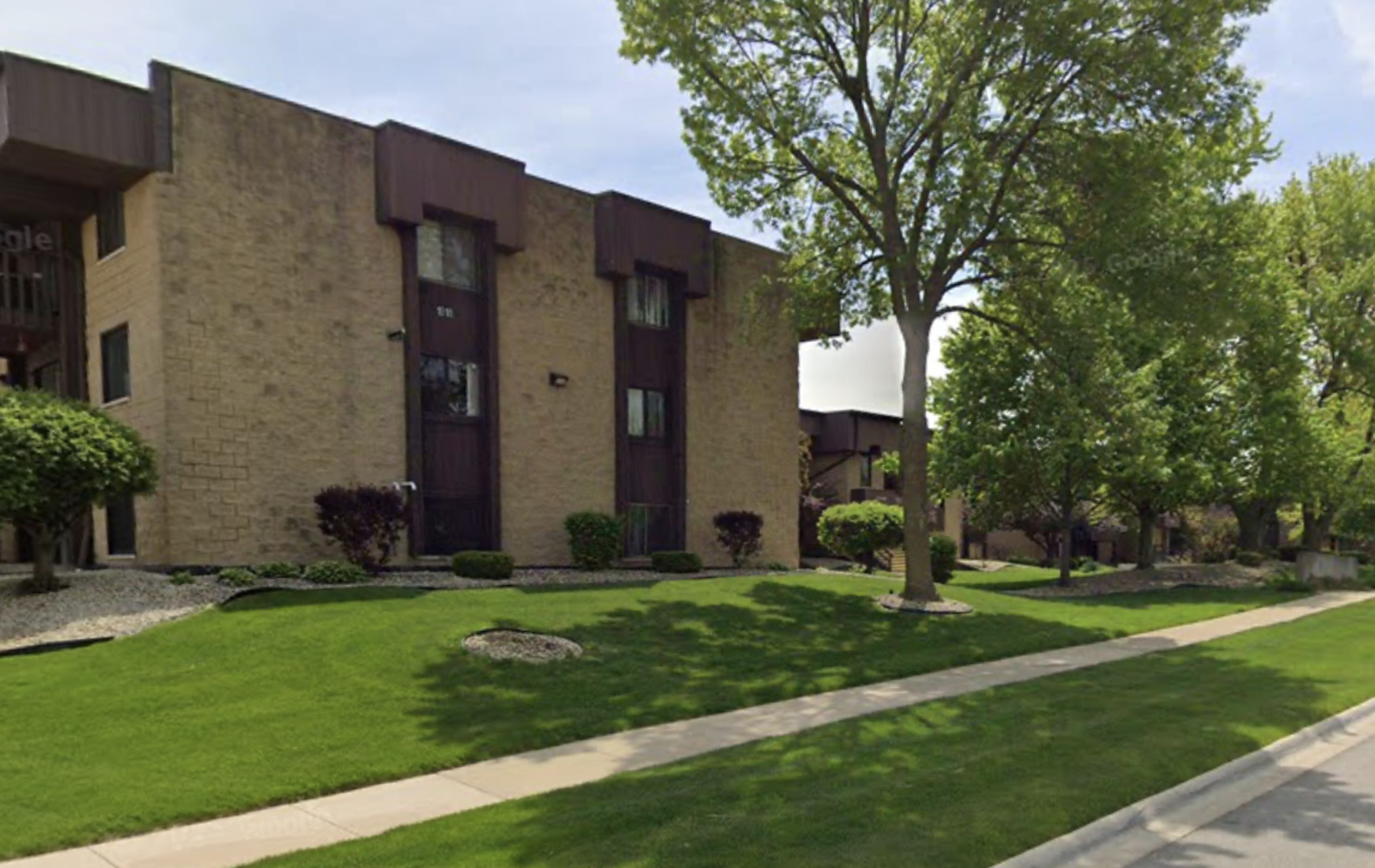 1510 N ROCK RUN Drive #2A, Crest Hill, IL 60435