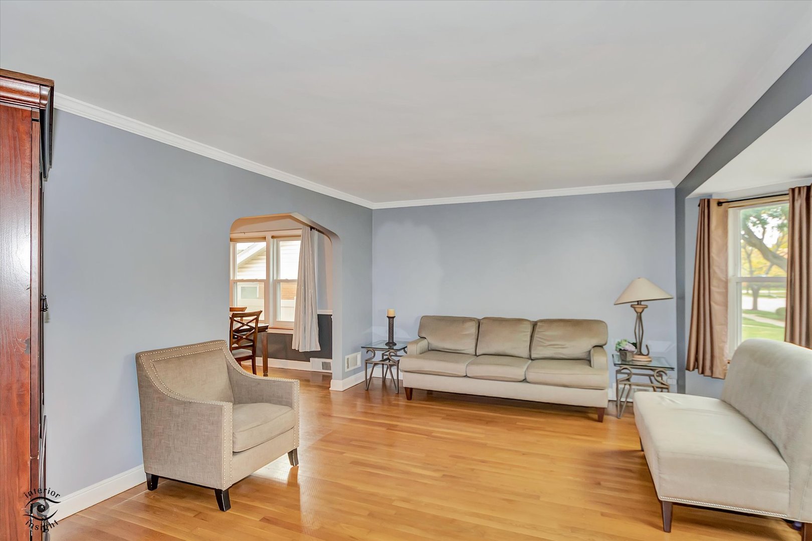 9521 S Sawyer Avenue, Evergreen Park, IL 60805