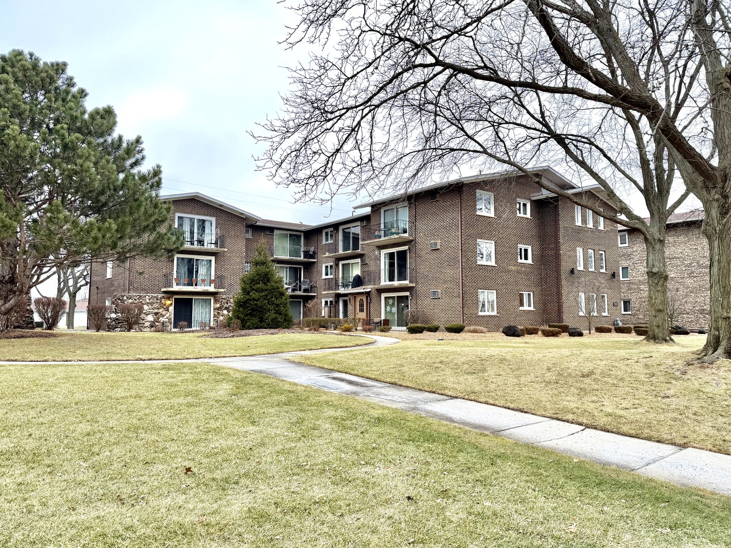 9008 W 140th Street #3C, Orland Park, IL 60462