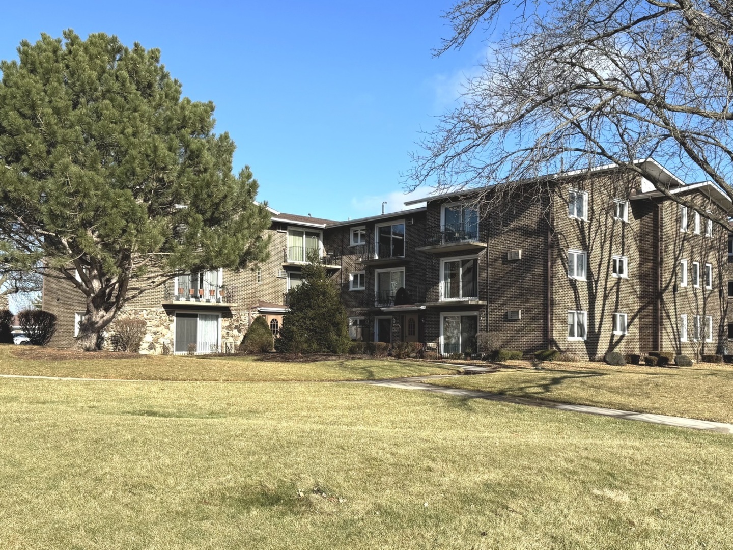 9008 W 140th Street #3C, Orland Park, IL 60462