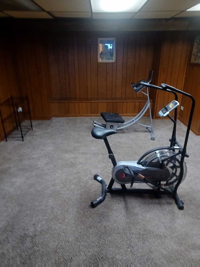 16521 Evans Avenue, South Holland, IL 60473