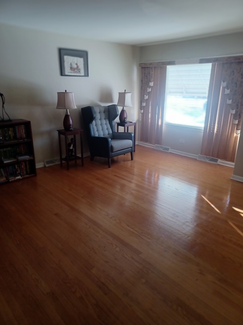 16521 Evans Avenue, South Holland, IL 60473