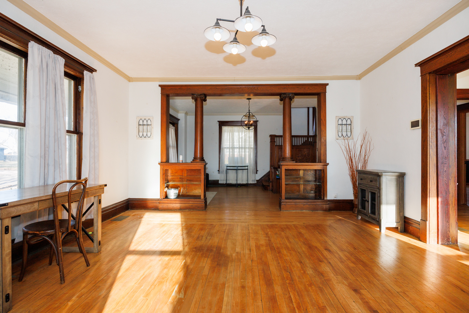 221 NE 3rd Street, Hopedale, IL 61747