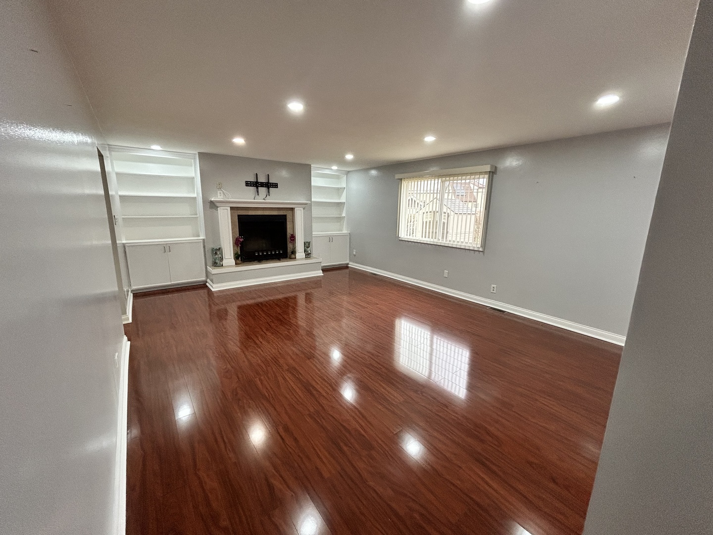 124 seabury Road, Bolingbrook, IL 60440