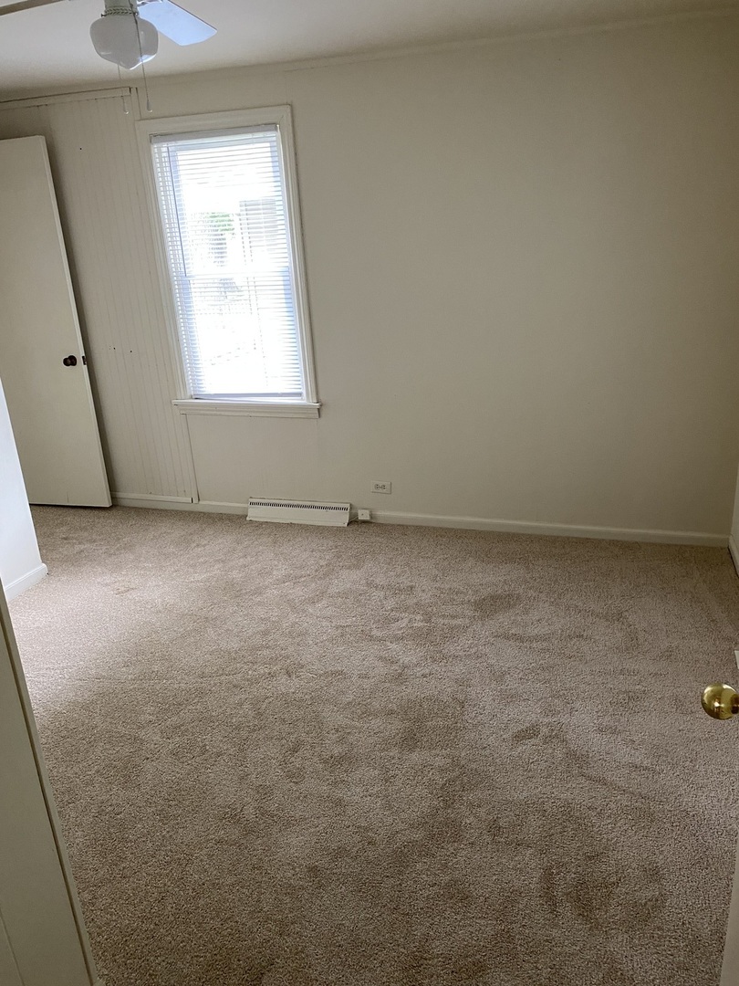 440 N CLEVELAND Avenue, Bradley, IL 60915