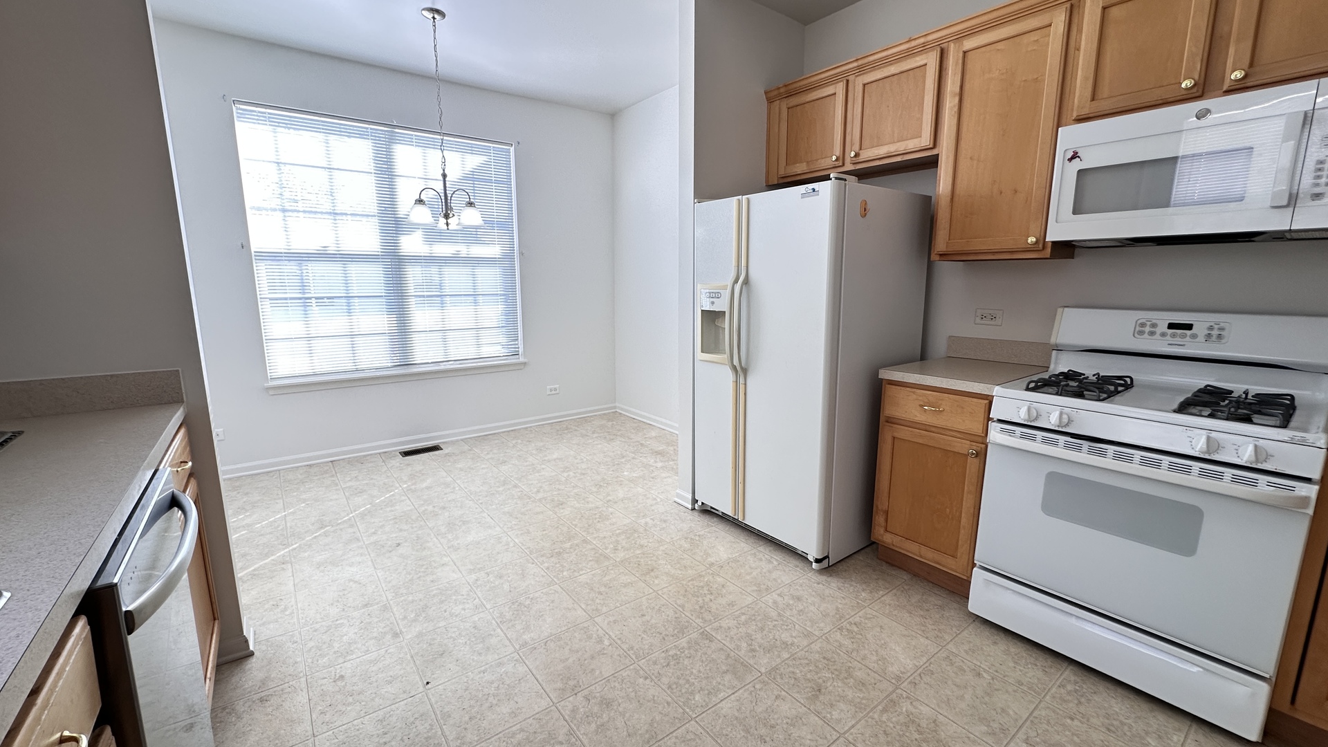 1535 Reserve Lane #1535, DeKalb, IL 60115