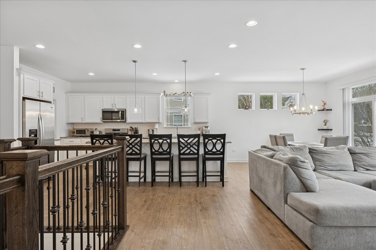 5 Lake Vista Court, Lake Villa, IL 60046