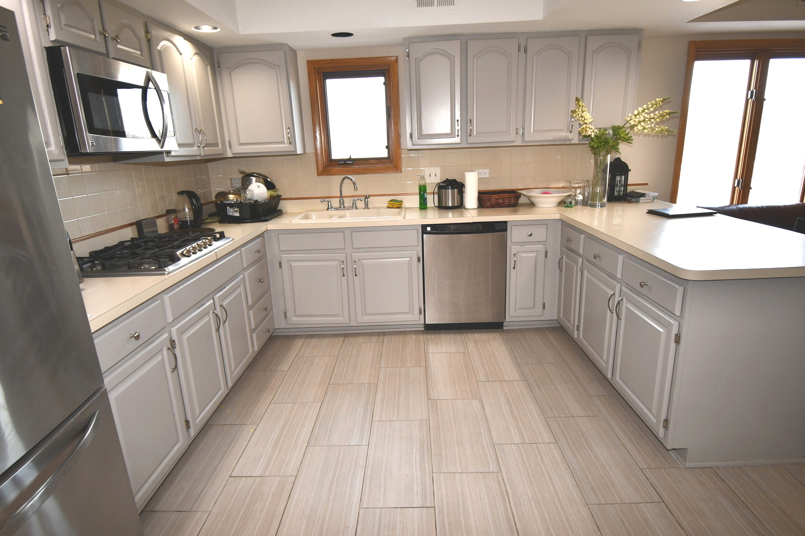 1S045 Spring Road #H2, Oakbrook Terrace, IL 60181